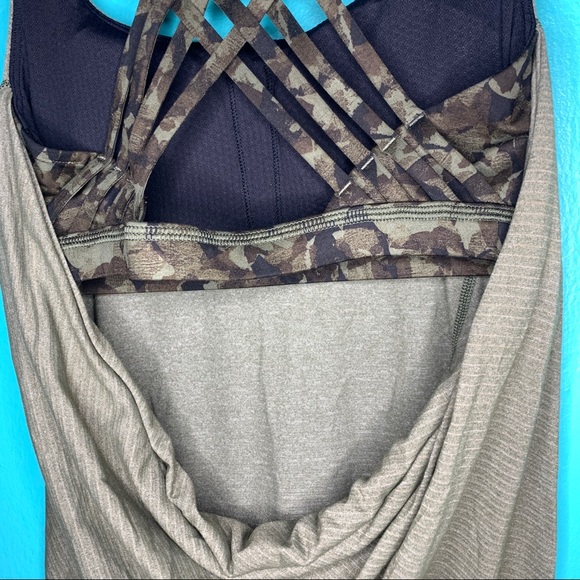 LULULEMON- Tank Top With Sports Bra - Picture 2 of 8